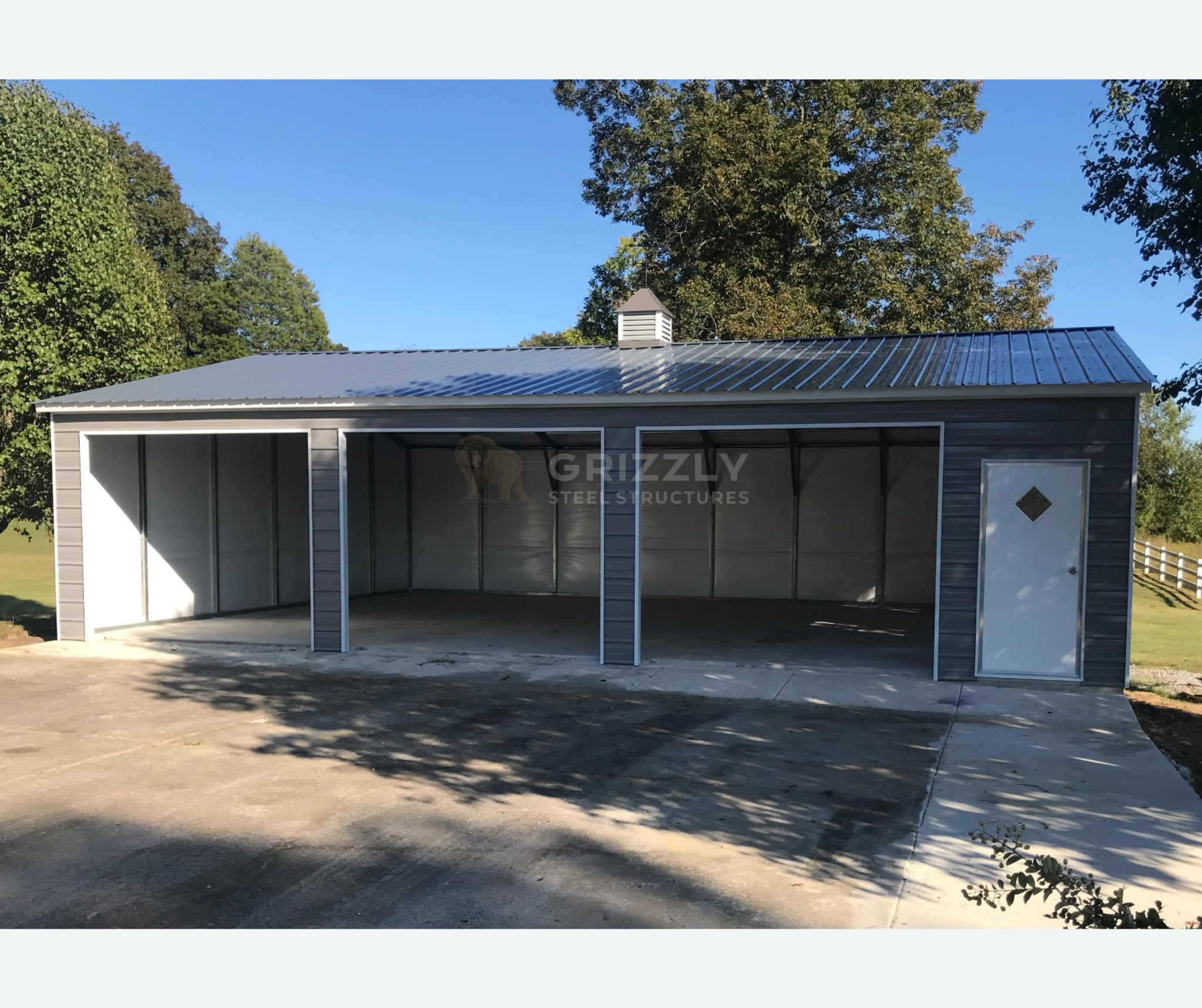 Why is a 3-Car Garage a Typical Standard Size? – Grizzly